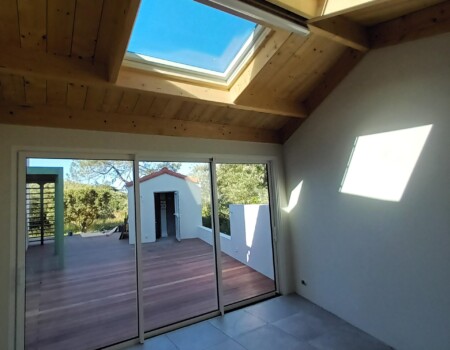 ART ET BOIS – MENUISERIE – CHARPENTE – VENDEE – BRETIGNOLLES SUR MER – 85 – FENETRE DE TOIT ART ET BOIS – MENUISERIE – CHARPENTE – VENDEE – BRETIGNOLLES SUR MER – 85 – FENETRE DE TOIT